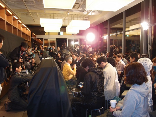 村上春樹新刊で、各書店が発売イベントなど実施