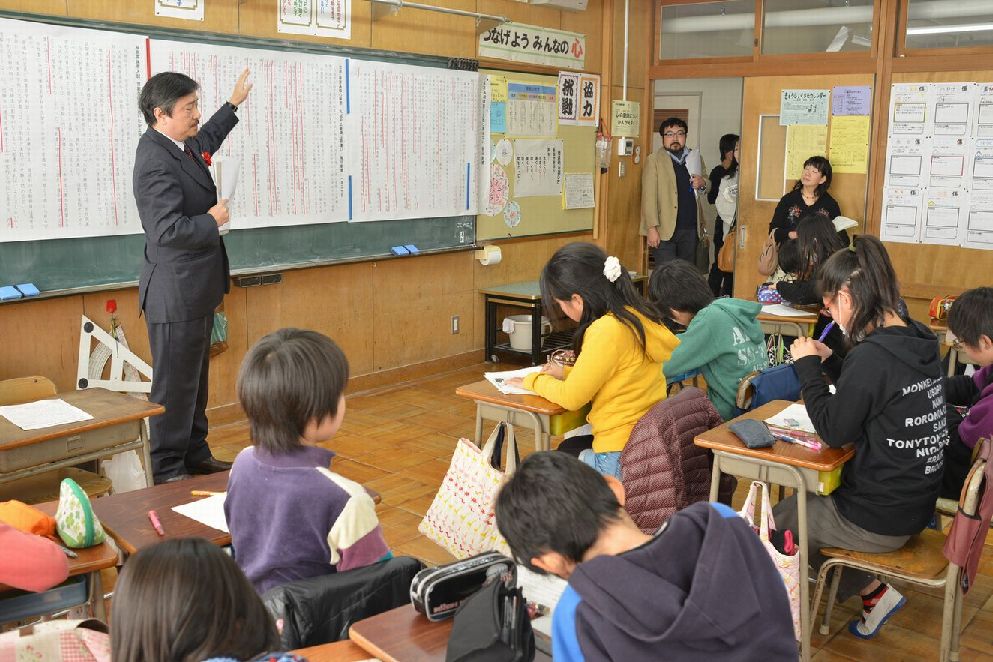 毎日と十文字学園女子大の提携講座終了 学生の意識に変化